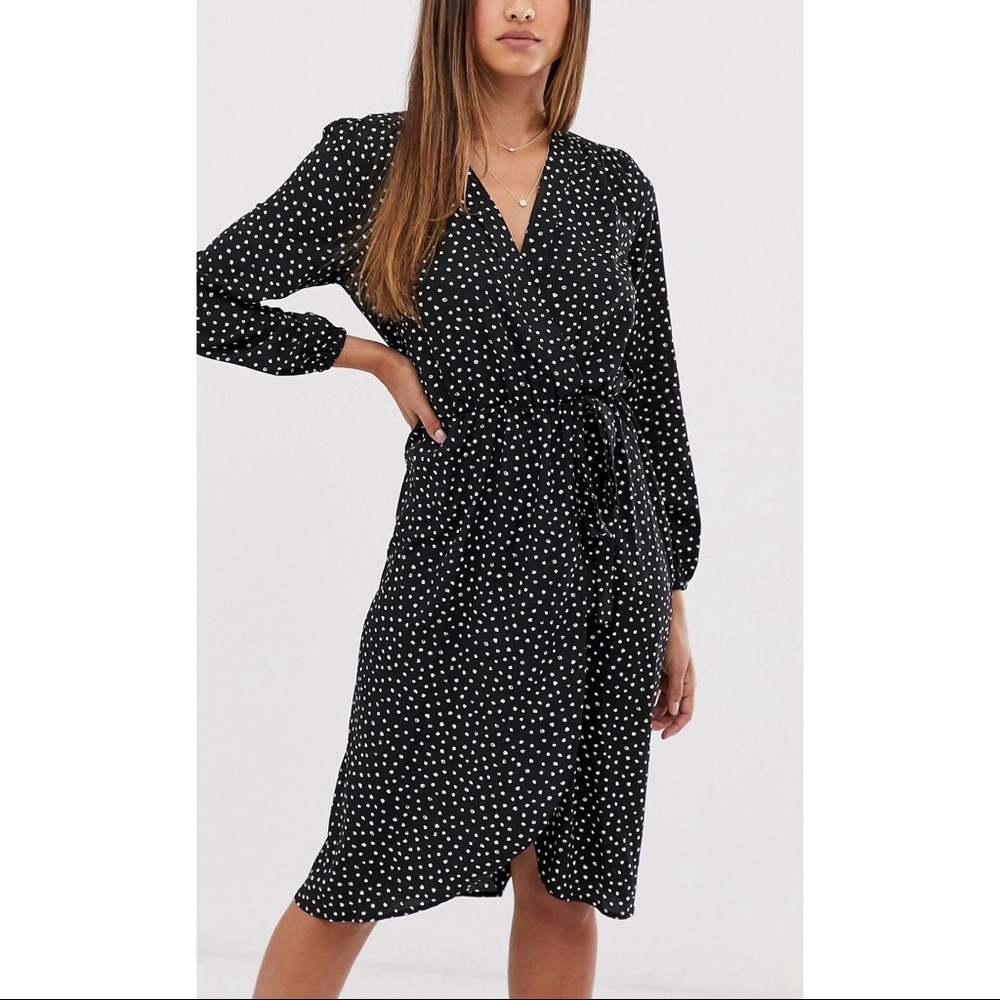 AX Paris v Front Wrap midi dress size 12